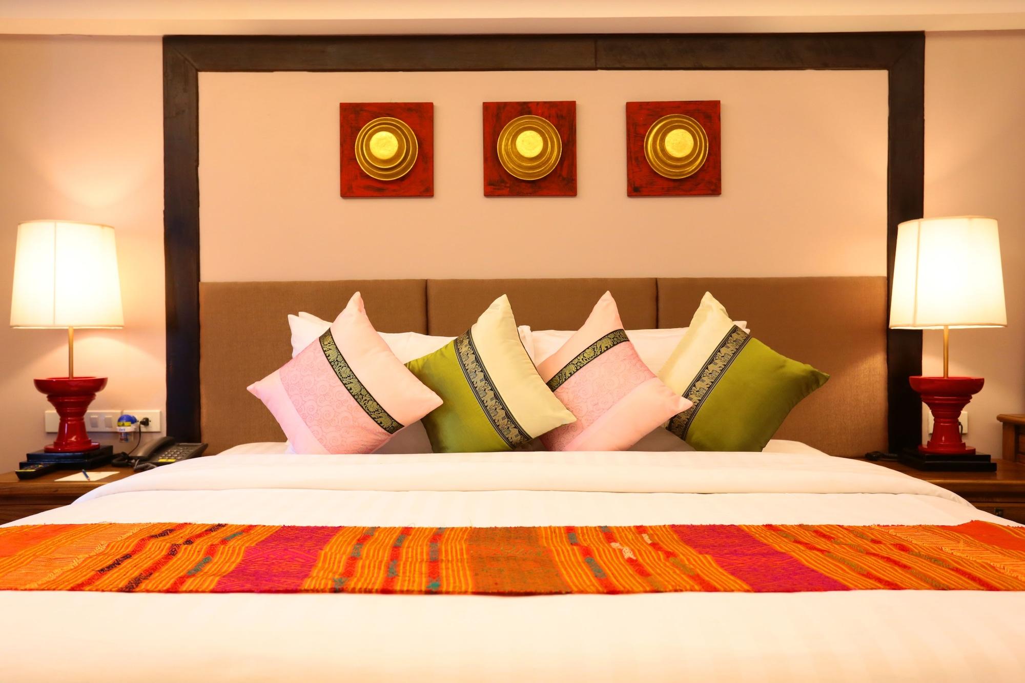 Viang Thapae Resort- SHA Extra Plus Chiang Mai Bagian luar foto