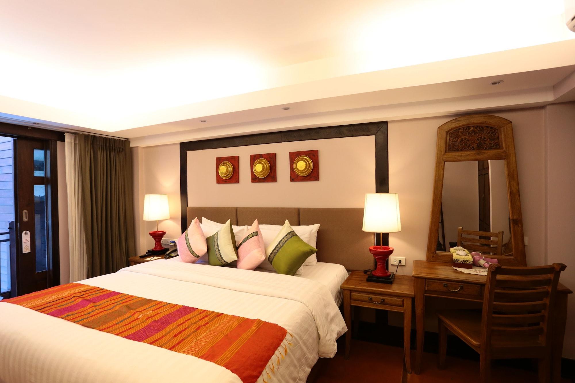 Viang Thapae Resort- SHA Extra Plus Chiang Mai Bagian luar foto