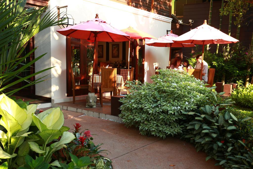 Viang Thapae Resort- SHA Extra Plus Chiang Mai Bagian luar foto